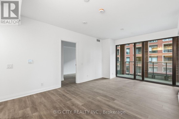 407 - 25 Frederick Todd Way, Toronto, ON M4G4E8 Photo 5