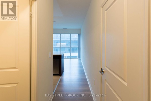 #407 - 39 Annie Craig Drive, Toronto, ON M8V0H1 Photo 2