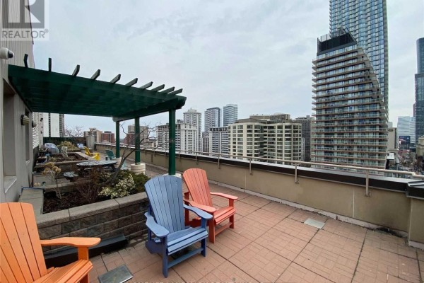 407 - 555 Yonge Street, Toronto, ON, photo 2