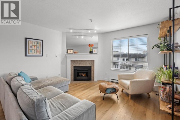407 1950 E 11th Avenue, Vancouver, BC V5N1Z2 Photo 2