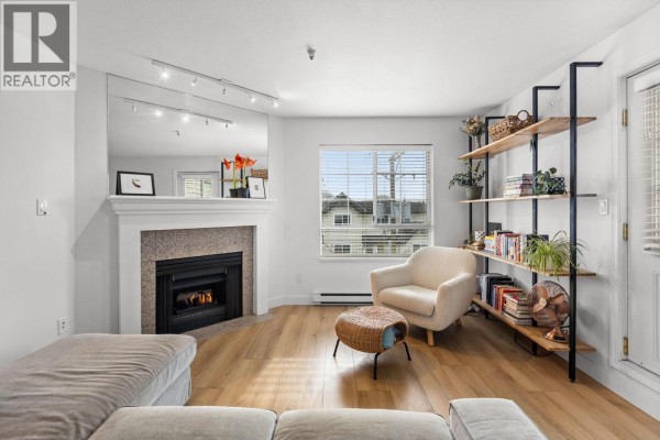 407 1950 E 11th Avenue, Vancouver, BC V5N1Z2 Photo 3