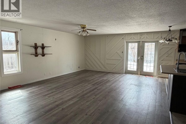 Bedroom - 407 2nd Street E, Meadow Lake, SK S9X1E8 Photo 5