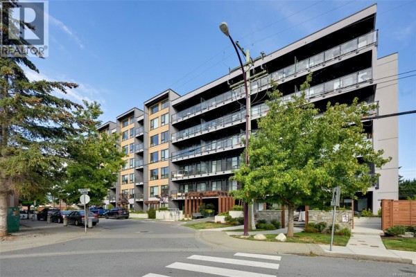 407 654 Granderson Rd, Langford