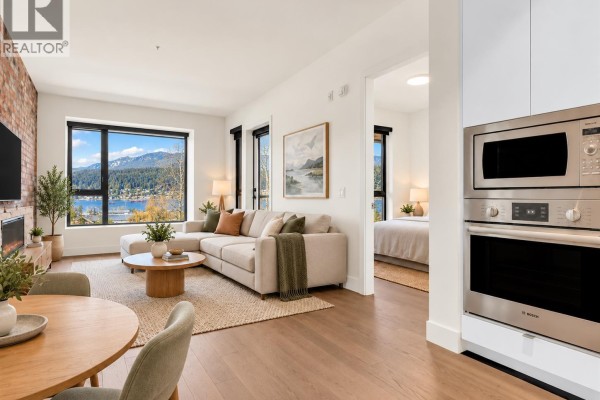 407 83 Moody Street, Port Moody