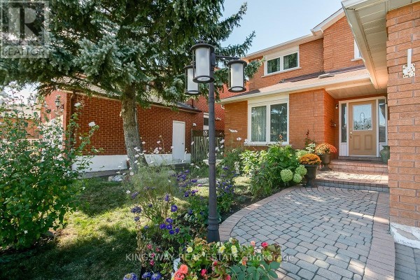 407 Glenashton Drive, Oakville, ON L6H4V7 Photo 3