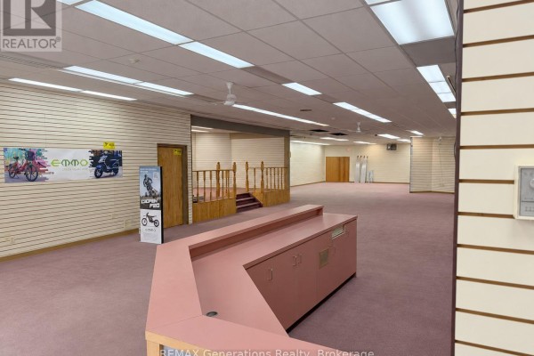 407 Victoria Avenue E, Thunder Bay, ON P7C1A6 Photo 3