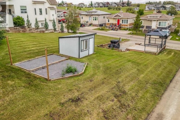 4070, 25054 South Pine Lake Road, Rural Red Deer County, AB T0M1S0 Photo 3