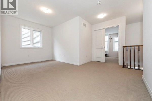 Den - 4076 Healing Street, Beamsville, ON L3J0S4 Photo 2