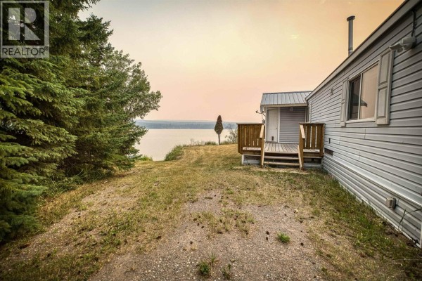 Primary Bedroom - 4078 Mckinley Drive, Lac La Hache, BC V0K1T0 Photo 4