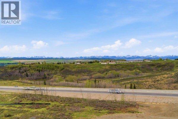 408, 207 Sunset Drive, Cochrane, AB, photo 2