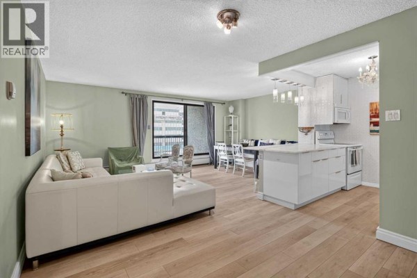 Kitchen - 408, 718 12 Avenue Sw, Calgary, AB T2R0H7 Photo 3