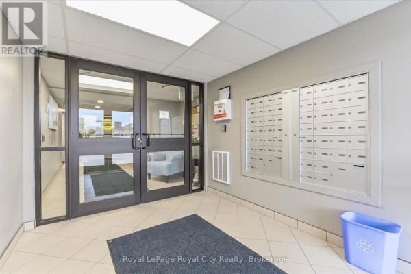 408 - 103 Westminster Crescent, Centre Wellington, ON, photo 3