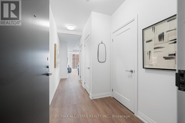 Primary Bedroom - 408 - 286 Main Street, Toronto, ON M4C0B3 Photo 4