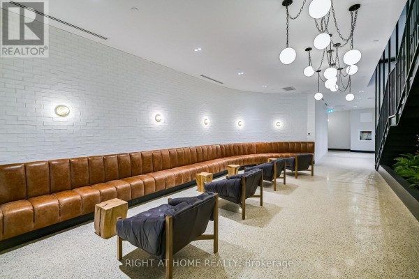 408 - 2946 Dundas Street W, Toronto, ON, photo 3