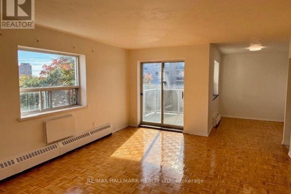 Dining room - 408 - 3151 Jaguar Valley Drive, Mississauga, ON L5A2H9 Photo 2