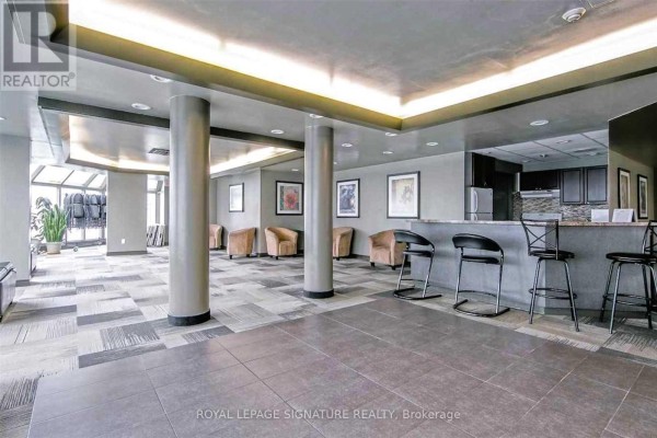 Dining room - 408 - 700 Constellation Drive, Mississauga, ON L5R3G8 Photo 2