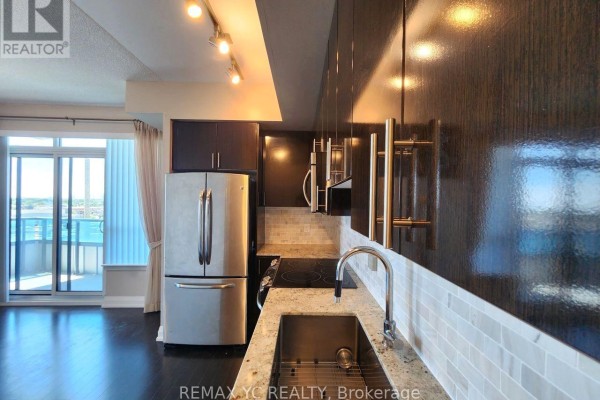 Bedroom 2 - 408 - 7171 Yonge Street, Markham, ON L3T0C5 Photo 5