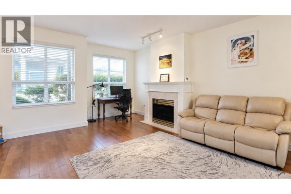 408 1485 Parkway Boulevard, Coquitlam