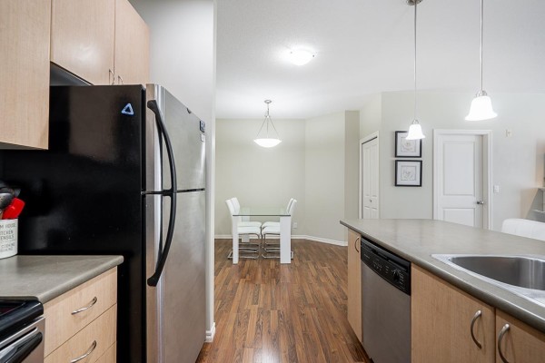 408 2581 Langdon Street, Abbotsford, BC V2T7A3 Photo 2