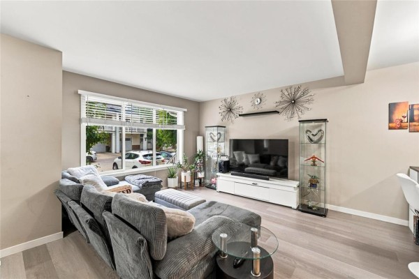 Den - 408 280 Amber Trail, Winnipeg, MB R2P1T6 Photo 5