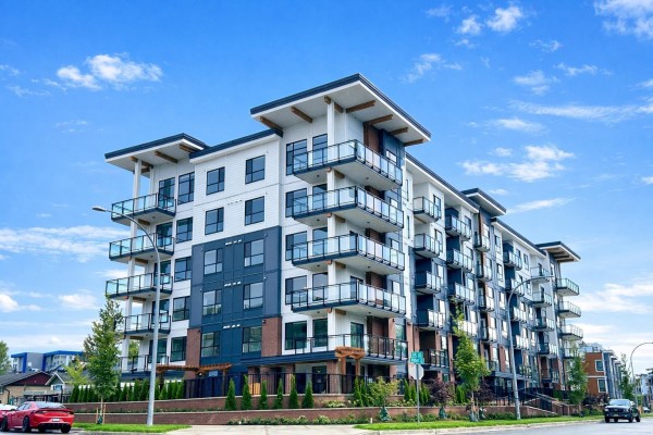 408 5504 Brydon Crescent, Langley, BC V3A0R3 Photo 4