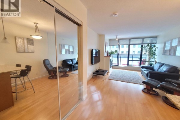 408 610 Victoria Street, New Westminster, BC V3M0A5 Photo 4