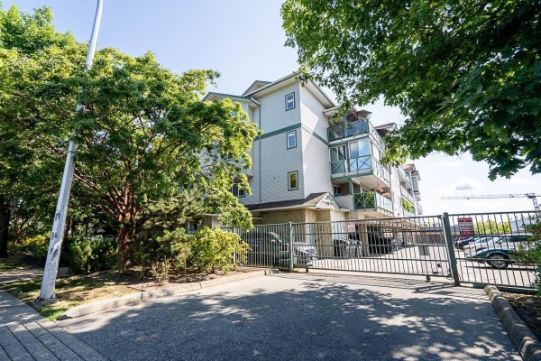 408 6390 196 Street, Langley, BC V2Y1J2 Photo 2