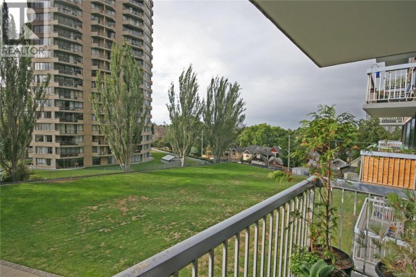 408 647 Michigan St, Victoria, BC V8V1S9 Photo 3