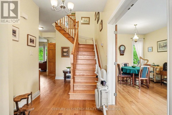 Living room - 408 Brock Street E, Merrickville Wolford, ON K0G1N0 Photo 4