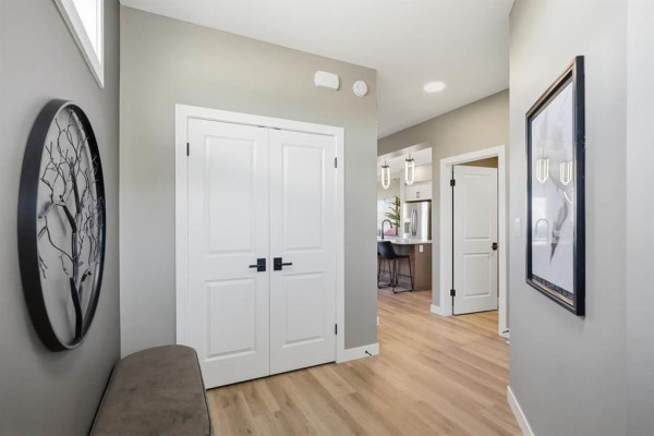 Dining room - 408 Desrosiers Drive, Winnipeg, MB R2C5V4 Photo 3