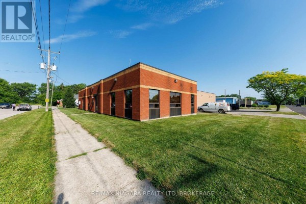 408 Jarvis Street, Fort Erie, ON L2A2T1 Photo 2