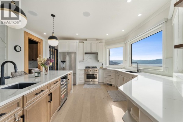Storage - 408 Okaview Road, Kelowna, BC V1W4K2 Photo 5