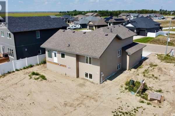 3pc Ensuite bath - 408 Prairie View Drive, Dundurn, SK S0K1K1 Photo 5