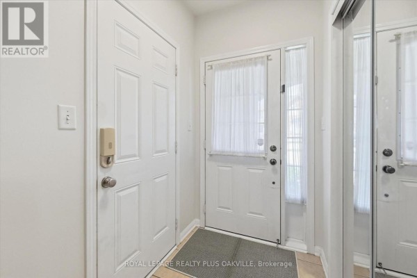 Laundry room - 4080 Donnic Drive, Burlington, ON L7M0A5 Photo 4