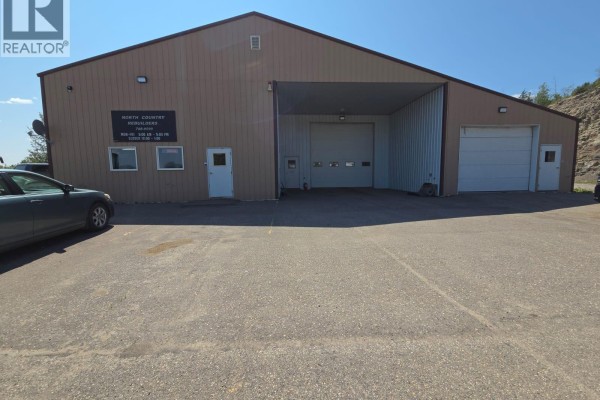 4083 Jackfish Lake Road, Chetwynd, BC, photo 2