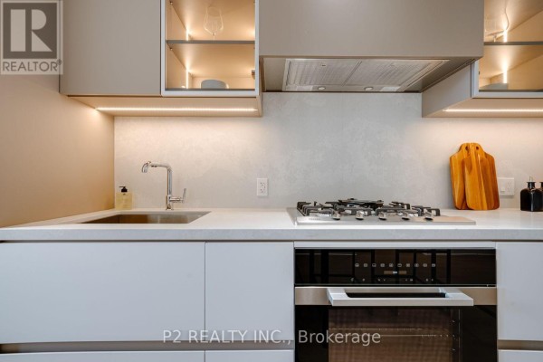 409 - 2 Forest Hill Road, Toronto, ON M4V2L3 Photo 4