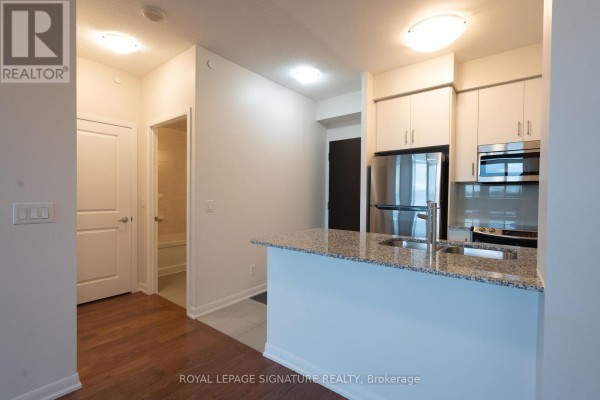 Living room - 409 - 215 Sherway Gardens Road, Toronto, ON M9C0A4 Photo 2