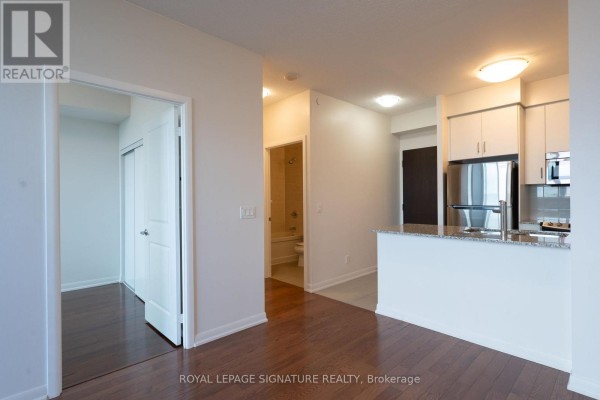 409 - 215 Sherway Gardens Road, Toronto, ON M9C0A4 Photo 5
