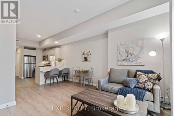 Foyer - 409 - 31 Eric Devlin Lane Road, Perth, ON K7H1K9 Photo 5