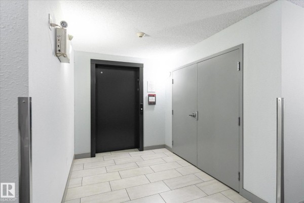 Primary Bedroom - #409 11816 22 Av Sw, Edmonton, AB T6W2A2 Photo 4