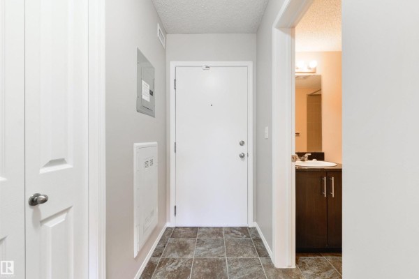 Primary Bedroom - #409 12035 22 Av Sw, Edmonton, AB T6W2X9 Photo 4