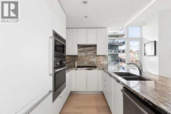 409 185 Victory Ship Way, North Vancouver, BC V7L0G2 Photo 5