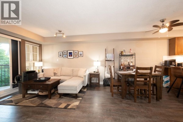 409 19677 Meadow Gardens Way, Pitt Meadows, BC V3Y0A2 Photo 4