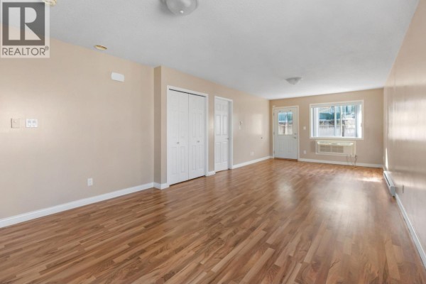 Living room - 409 2911 Ferry Avenue, Prince George, BC V2N1L3 Photo 5