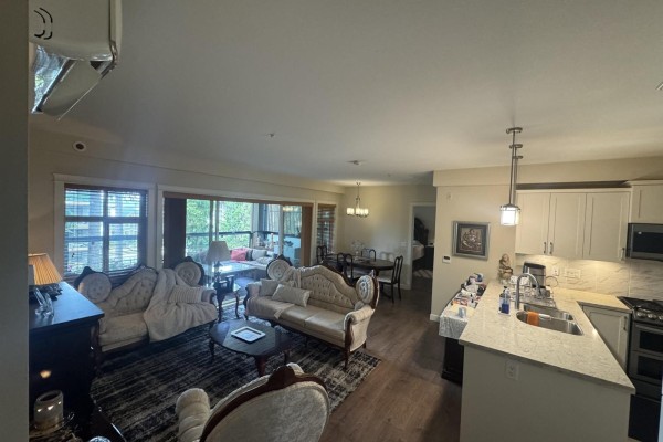409 3535 146a Street, Surrey, BC V4P0H2 Photo 5