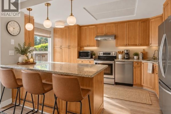 409 3980 Inlet Crescent, North Vancouver, BC V7G2P9 Photo 3