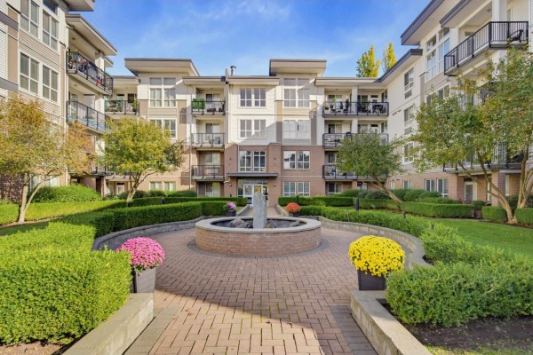 409 5430 201 Street, Langley