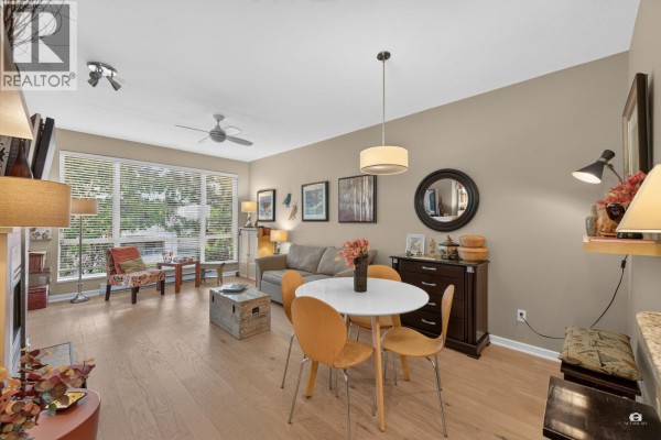 409 6742 Station Hill Court, Burnaby, BC V3N4V2 Photo 4