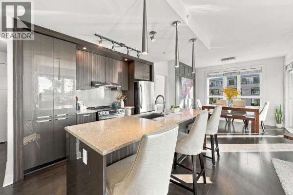 409 733 W 14th Street, North Vancouver, BC V7M0C6 Photo 4