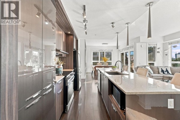 409 733 W 14th Street, North Vancouver, BC V7M0C6 Photo 5